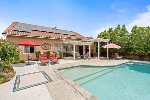 1812 N Graybark Ave, Clovis, CA 93619 photo 36