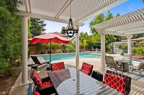 1812 N Graybark Ave, Clovis, CA 93619 photo 33