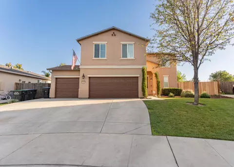 2335 W Flagstaff Ct, Visalia, CA 93291