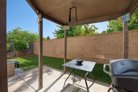Exterior - 3352 Monterosa Ln, Clovis, CA 93619 photo 4 of 9