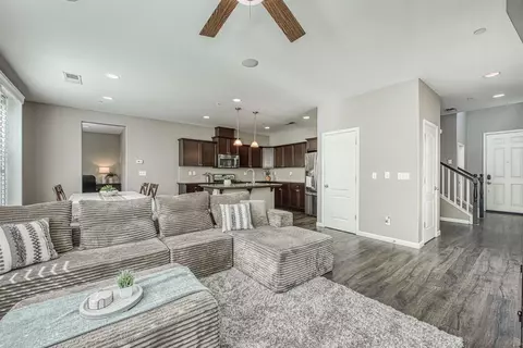 Entry Way - 3352 Monterosa Ln, Clovis, CA 93619 photo 3 of 4