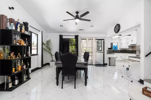 Dining - 1852 N Hollywood Dr, Reedley, CA 93654 photo 1 of 2