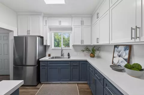 1348 Union St, Kingsburg, CA 93631