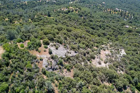 15 Sunshine Mtn, Oakhurst, CA 93644