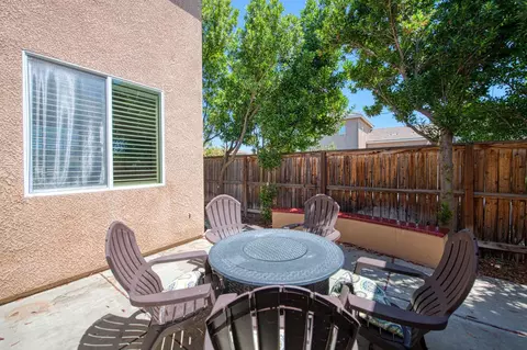 Exterior - 4122 Heritage Ave, Clovis, CA 93619 photo 2 of 11