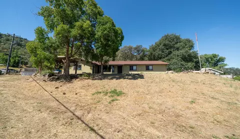 Exterior - 27386 Twin Ponds Rd, Clovis, CA 93619 photo 12 of 14