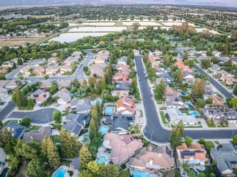 View/Area - 601 Decatur Ave, Clovis, CA 93611 photo 4 of 5