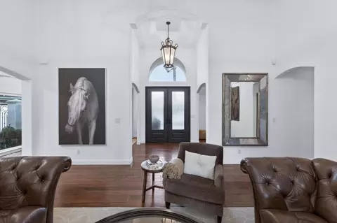 Entry Way - 601 Decatur Ave, Clovis, CA 93611 photo 1 of 2