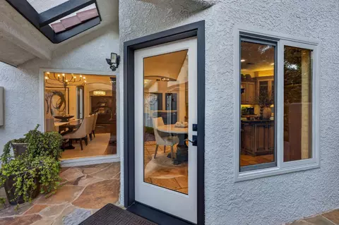 Entry Way - 601 Decatur Ave, Clovis, CA 93611 photo 2 of 2