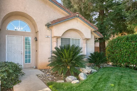 Other - 802 N Stanford Ave, Clovis, CA 93611 photo 1 of 5