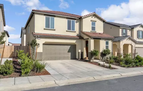 Exterior - 367 Talus Way S, Madera, CA 93636 photo 3 of 6