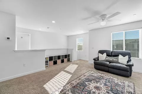 Entry Way - 367 Talus Way S, Madera, CA 93636 photo 6 of 9