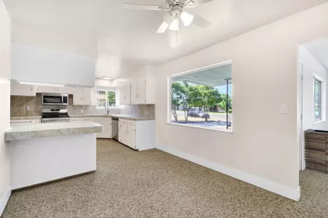 Kitchen - 1463 P St, Firebaugh, CA 93622 photo 1 of 6