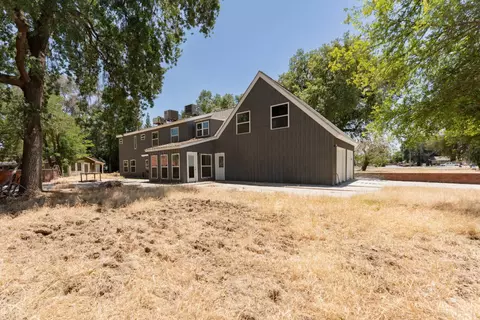 Exterior - 1150 E Hanford Armona Rd, Lemoore, CA 93245 photo 4 of 11