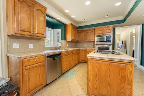 Kitchen - 1150 E Hanford Armona Rd, Lemoore, CA 93245 photo 1 of 4