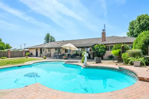Exterior - 11378 E Dinuba, Selma, CA 93662 photo 7 of 12