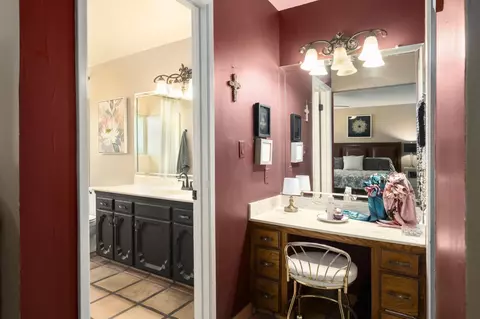 Bath - 11378 E Dinuba, Selma, CA 93662 photo 1 of 5