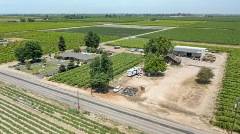 View/Area - 11378 E Dinuba, Selma, CA 93662 photo 7 of 20