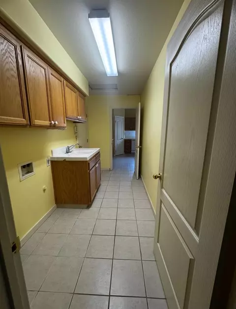 Other - 876 Royal Dr, Madera, CA 93637 photo 1 of 4