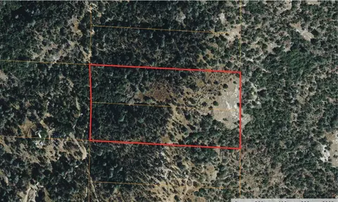 29200 Quail Springs Ln, Tollhouse, CA 93667