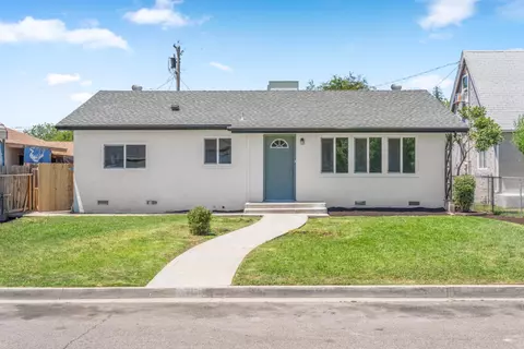 1105 Hoag Ave, Sanger, CA 93657