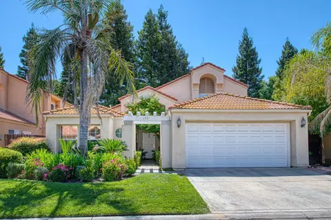 645 E Champlain Dr #150, Fresno, CA 93730