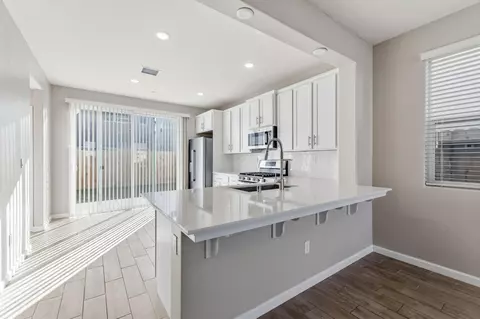 Kitchen - 1116 Elevations Way W, Madera, CA 93636 photo 1 of 3