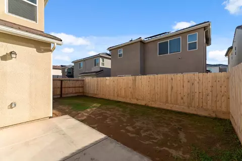 Exterior - 1116 Elevations Way W, Madera, CA 93636 photo 8 of 12