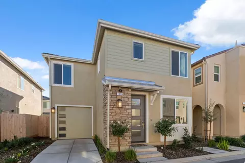 Exterior - 1116 Elevations Way W, Madera, CA 93636 photo 3 of 12