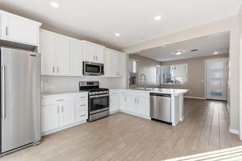 Entry Way - 1116 Elevations Way W, Madera, CA 93636 photo 1 of 4