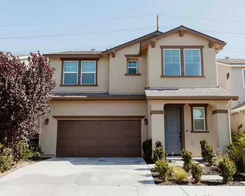 947 W Payson Ave, Visalia, CA 93291