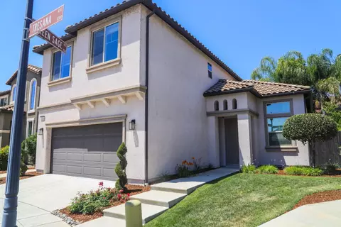 11333 N Tresana Ave, Fresno, CA 93730
