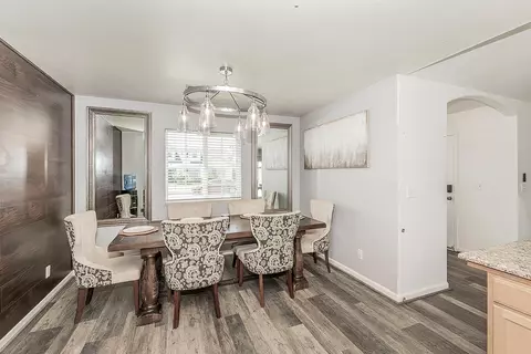 Dining - 180 E Carpenter Ave, Reedley, CA 93654 photo 2 of 2