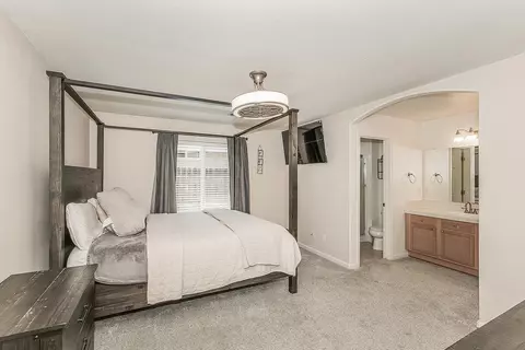 Bedroom - 180 E Carpenter Ave, Reedley, CA 93654 photo 1 of 11