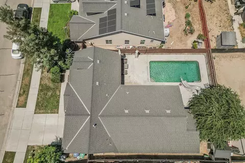 View/Area - 180 E Carpenter Ave, Reedley, CA 93654 photo 6 of 8