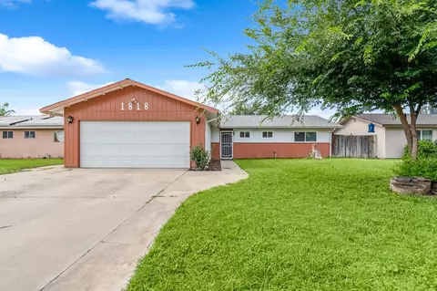 1818 W Buena Vista Ave, Visalia, CA 93291