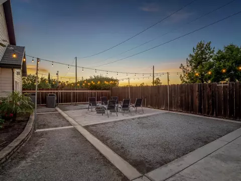 Exterior - 17113 Mark Rd, Madera, CA 93636 photo 18 of 33