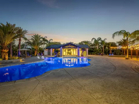 Exterior - 17113 Mark Rd, Madera, CA 93636 photo 23 of 33
