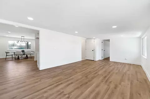 Living - 14160 Road 36, Madera, CA 93636 photo 5 of 8