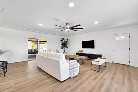 Living - 14160 Road 36, Madera, CA 93636 photo 1 of 8