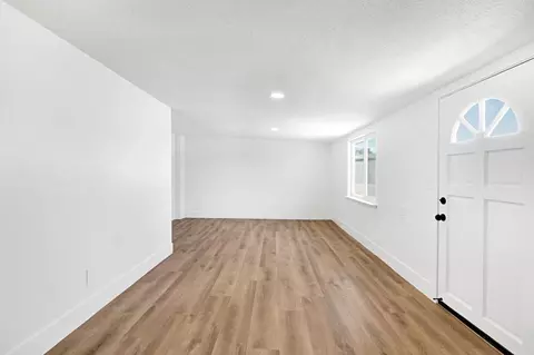 Living - 14160 Road 36, Madera, CA 93636 photo 7 of 8