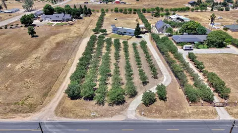 View/Area - 14160 Road 36, Madera, CA 93636 photo 6 of 11
