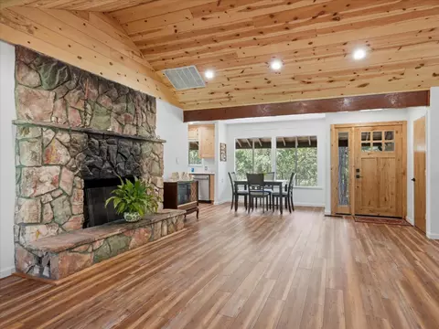 Living - 59967 Cascadel Rd, North Fork, CA 93643 photo 6 of 6