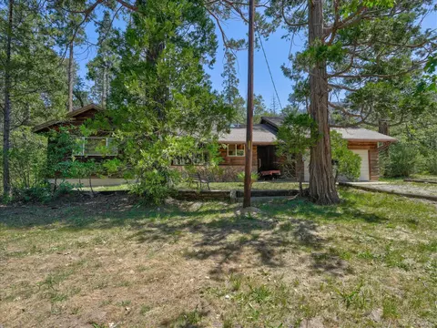 Exterior - 59967 Cascadel Rd, North Fork, CA 93643 photo 2 of 11