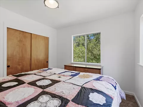 Bedroom - 59967 Cascadel Rd, North Fork, CA 93643 photo 2 of 5