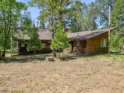 Exterior - 59967 Cascadel Rd, North Fork, CA 93643 photo 9 of 11