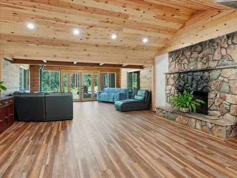 Living - 59967 Cascadel Rd, North Fork, CA 93643 photo 1 of 6