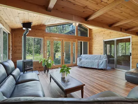 Living - 59967 Cascadel Rd, North Fork, CA 93643 photo 5 of 6