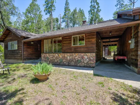 Exterior - 59967 Cascadel Rd, North Fork, CA 93643 photo 5 of 11