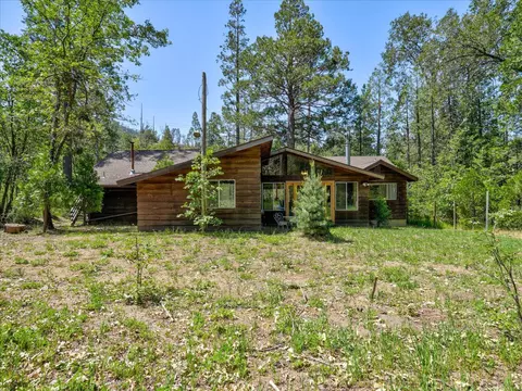 Exterior - 59967 Cascadel Rd, North Fork, CA 93643 photo 7 of 11